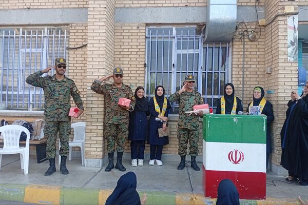 نیرویی خستگی ناپذیر که گام‌هایش همیشه محکم و استوار است 