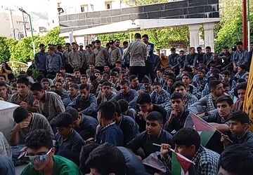 تجمع دانش‌آموزان شیرازی در حمایت از کودکان مظلوم غزه