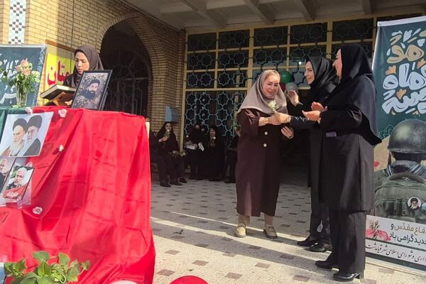 بهار دانش در هنرستان کوثر شهر قیامدشت