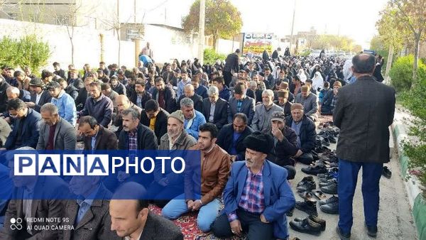 نماز عید فطر در مسجد صاحب الزمان روستای گزکوه