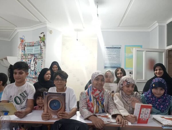 برگزاری اردوی تابستانه خانواده در کتابخانه مرکز جاسک