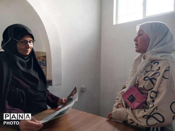 حضور دانش آموزان وکودکان در مجموعه فرهنگی آدینه شهر بار