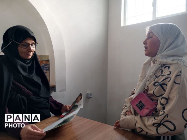  حضور دانش آموزان وکودکان در مجموعه فرهنگی آدینه شهر بار