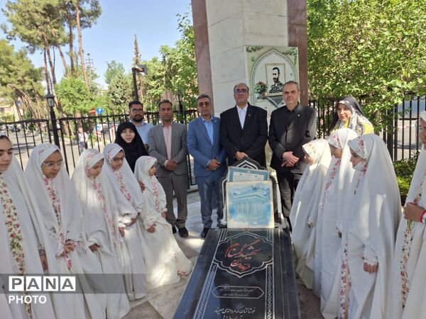 طنین اندازی سرود دختران میقات در مقتل شهید آرمان علی وردی