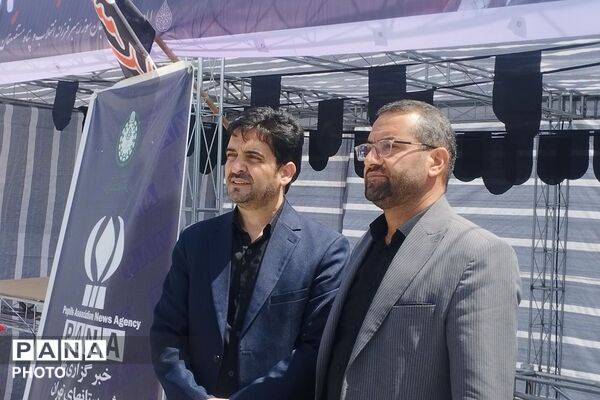 جلوه‌ای از  همبستگی و خدمت در وداع رهبر شهید  امت اسلام در بهارستان دو