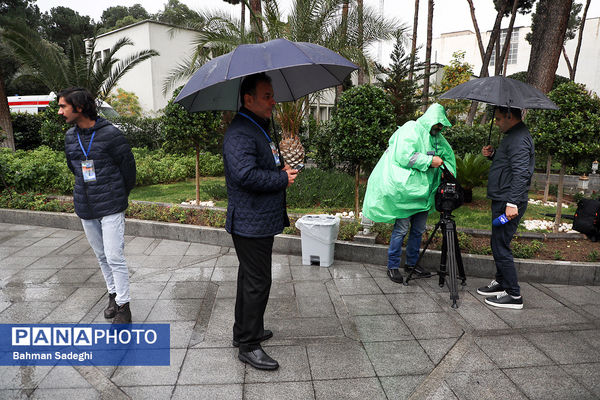 حاشیه جلسه هیات دولت - ۲۳ آبان