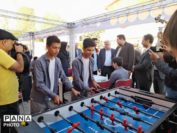 کاروان طرح «مهر با نشاط» با ارسال ۱۲۷ هزار قلم کالای ورزشی و بهداشتی بدرقه شد
