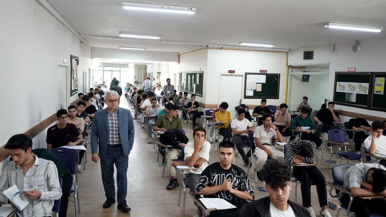 آزمون های کاردانی به کارشناسی ناپیوسته و کاردانی  در دانشگاه فردوسی مشهد