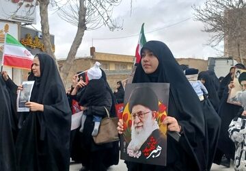 نبض اقتدار انقلاب؛ از سوگ اربعین تا بیعت تاریخ‌ساز