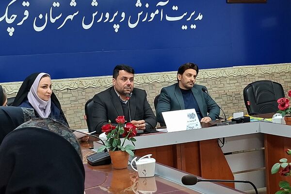 جلسه هم‌افزایی و توانمندسازی دانش‌آموزان جدیدالورود خبرگزاری پانا قرچک