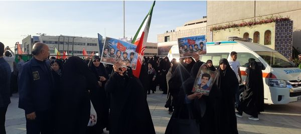 حماسه حضور مردم در حمایت از طرح نور حجاب و عفاف در مشهد