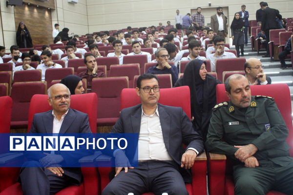 انتخابات شورای دانش‌آموزی مدرسه شهدای هسته‌ای بوشهر