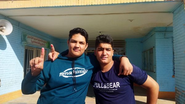 انتخابات شورای دانش آموزی در دبیرستان شاهد ابوذر غفاری نیشابور 