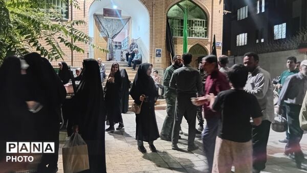 شب نود و هشتم شکوه حضور مردم در پیاده‌روی معنوی قاسم‌آباد