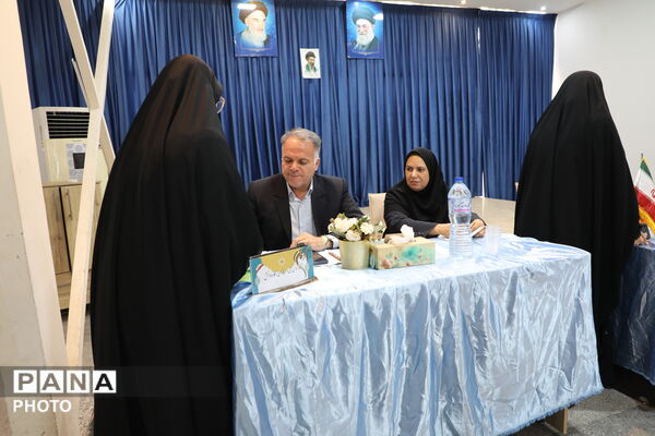 کارگاه هدایت تحصیلی در تبادکان؛ گامی برای انتخابی آگاهانه و آینده‌ساز