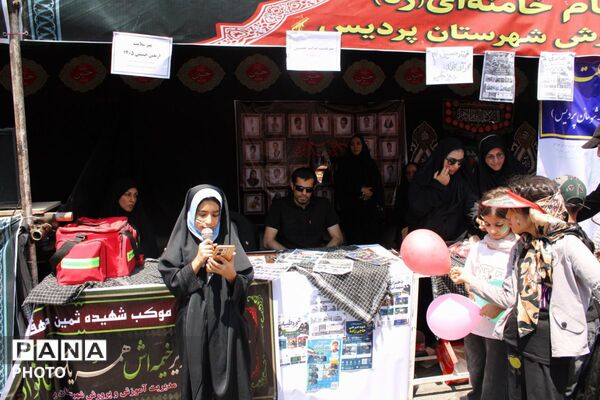  فرهنگیان آموزش و پرورش پردیس در صف خدمت‌رسانی به جاماندگان اربعین