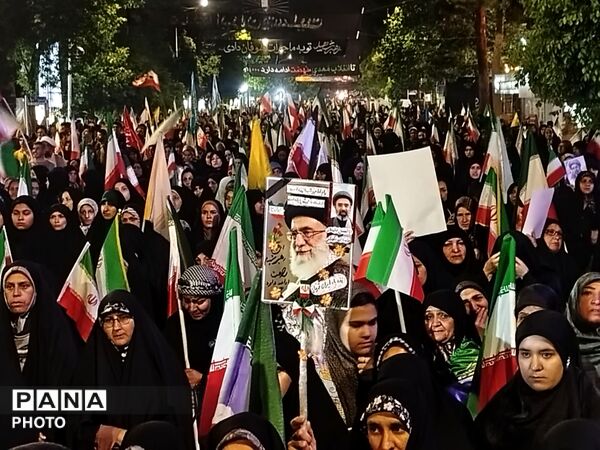 مردم در کنار هم، شب های همیشگی را رقم می زنند
