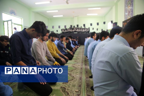 مراسم عزاداری ایام فاطمیه توسط دانش‌آموزان تنگستانی