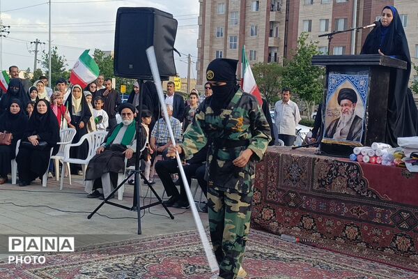 اجتماع صمیمی دانش‌آموزان نیشابور به یاد ۱۶۸ فرشته های دبستان شجره طیبه ی میناب