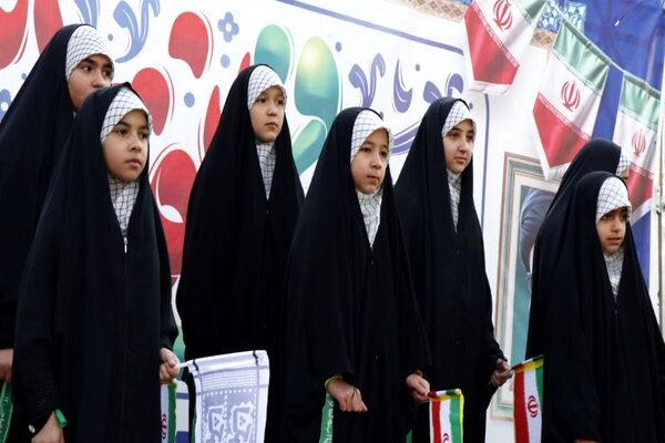 راهپیمایی ۲۲ بهمن در شهرستان پاکدشت 