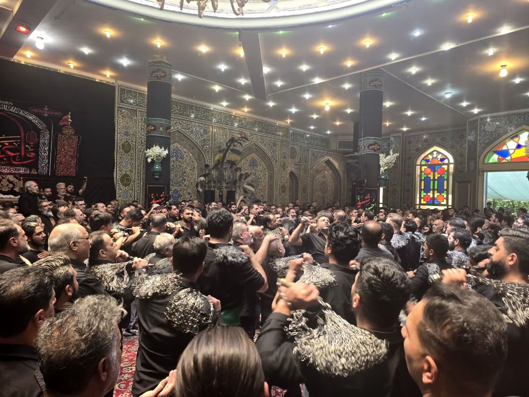 مراسم عاشورای حسینی در انگورستان ملک اصفهان