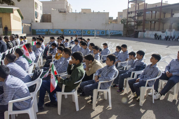 جوانه‌های محلاتی ورود به دوره متوسطه را با جشن جوانه‌ها آغاز کردند