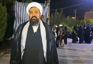 یکی از کرامات ویژه انقلاب اسلامی استقامت مردم است