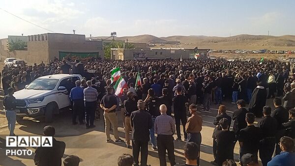 تشییع و تدفین شهید مصطفی حسینی در روستای سید آباد 