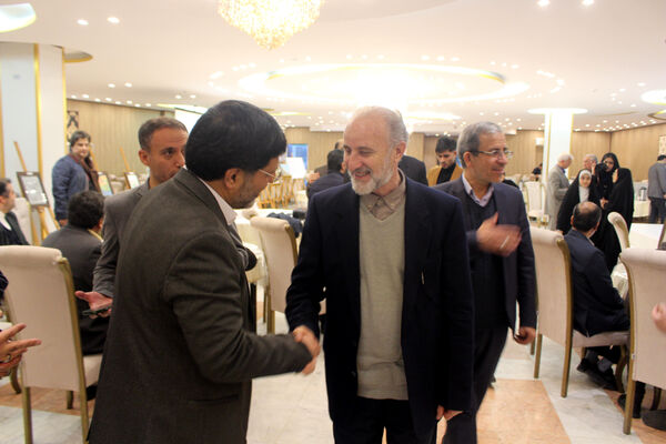 همایش همیاران موسسه خیریه دارالاکرام در قم