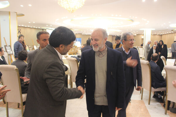 همایش همیاران موسسه خیریه دارالاکرام در قم