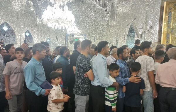 سیل عظیم زائران و مجاوران حرم امام رضا (ع) در روز آغاز امامت حضرت مهدی (عج)