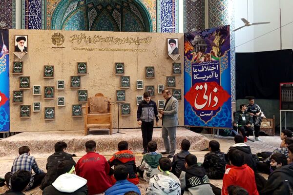 نوجوانان فاطمی از دبیرستان تا مسجد جامع