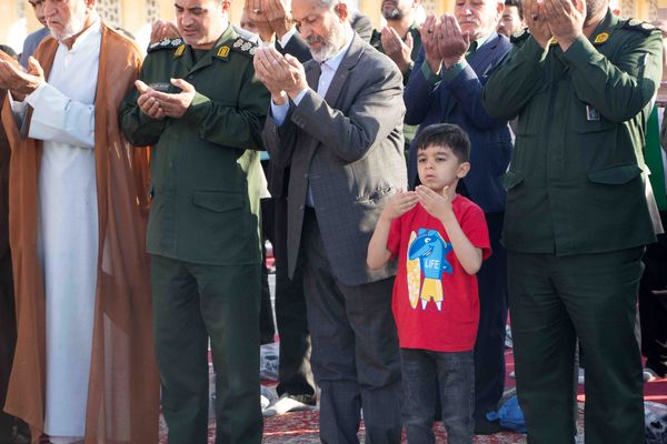 اقامه نماز عید فطر در یزد