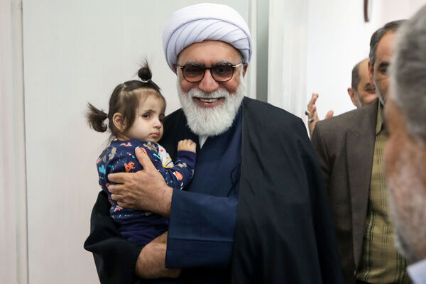 حضور تولیت آستان قدس رضوی در جمع دانش‌آموزان با آسیب بینایی مشهد