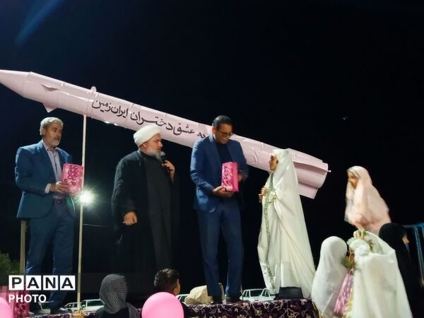 شب دختران صورتی در مهردشت ابرکوه