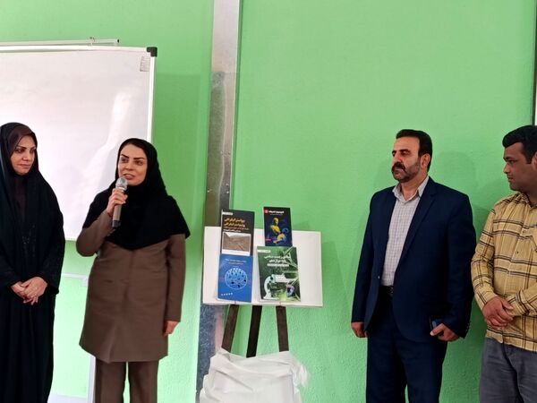 رونمایی از سه اثر به قلم سه دبیر دماوند