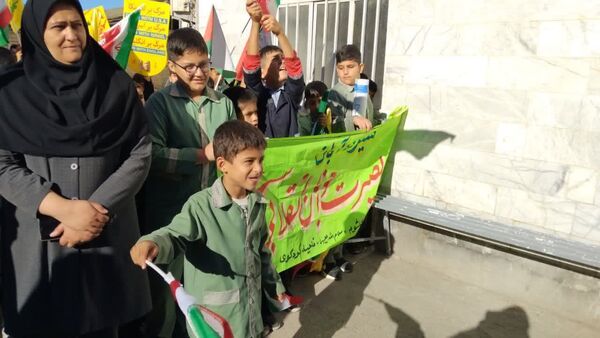 حماسه حضور نوجوانان کردکوی در روز دانش‌آموز