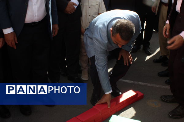 آیین خشت‌گذاری دبستان شهید خداقلی