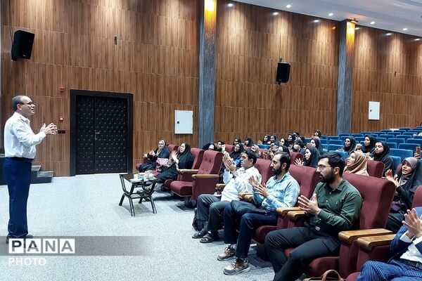 دومین کارگاه توانمندسازی مربیان سازمان دانش‌آموزی کهریزک 