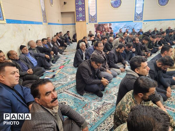 مردم خانمیرزا در سوگ پدر ایران
