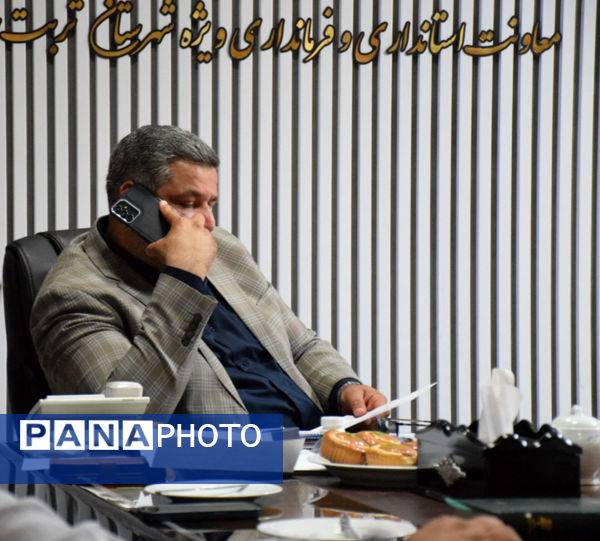 فرماندار ویژه تربت‌حیدریه پای درد دل شهروندان نشست