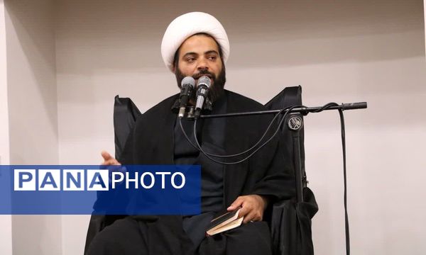 تشییع آلاله گمنام فاطمی در بندرخمیر 