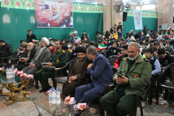 رونمایی از کتاب «سردار ایرانی» ویژه نوجوانان در قم