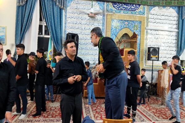 مراسم عزاداری امام حسین(ع) در شهر بار 