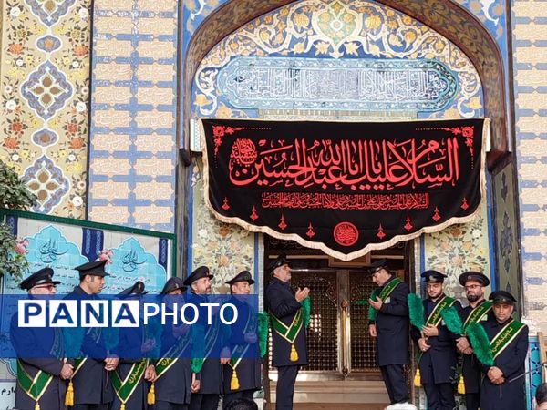 مراسم غبار روبی و زیارت ضریح مطهر سلطانعلی ابن امام محمد باقر (ع) در کربلای ایران 