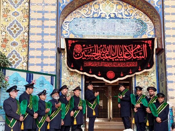 مراسم غبار روبی و زیارت ضریح مطهر سلطانعلی ابن امام محمد باقر (ع) در کربلای ایران 