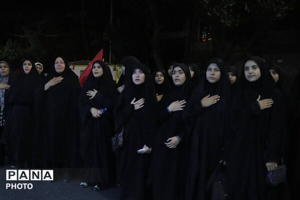 تجدید بیعت با رهبری در مراسم اربعین قائد شهید امت و شب شهادت امام حسن عسگری (ع) در ناحیه ۵ تبریز