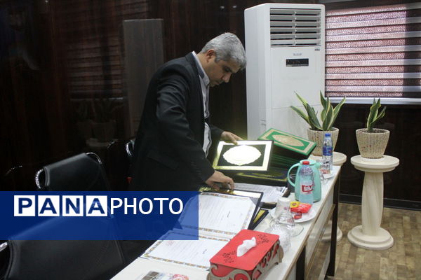 تجلیل از معلمان جوان برتر  به مناسبت گرامیداشت هفته مقام معلم استان بوشهر