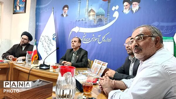 رونمایی از «سفرهای من و گیلاند» نخستین کتاب انتشارات سازمان دانش آموزی قم