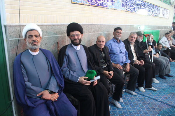 حضور نوجوانان در سی و پنجمین یادواره شهدای روستای فردوی قم